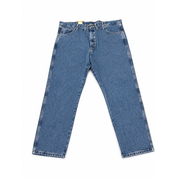 Wrangler Other - Wrangler Rugged Wear Relaxed Fit Jeans‎ Men's 44x32 Blue Straight Leg Denim